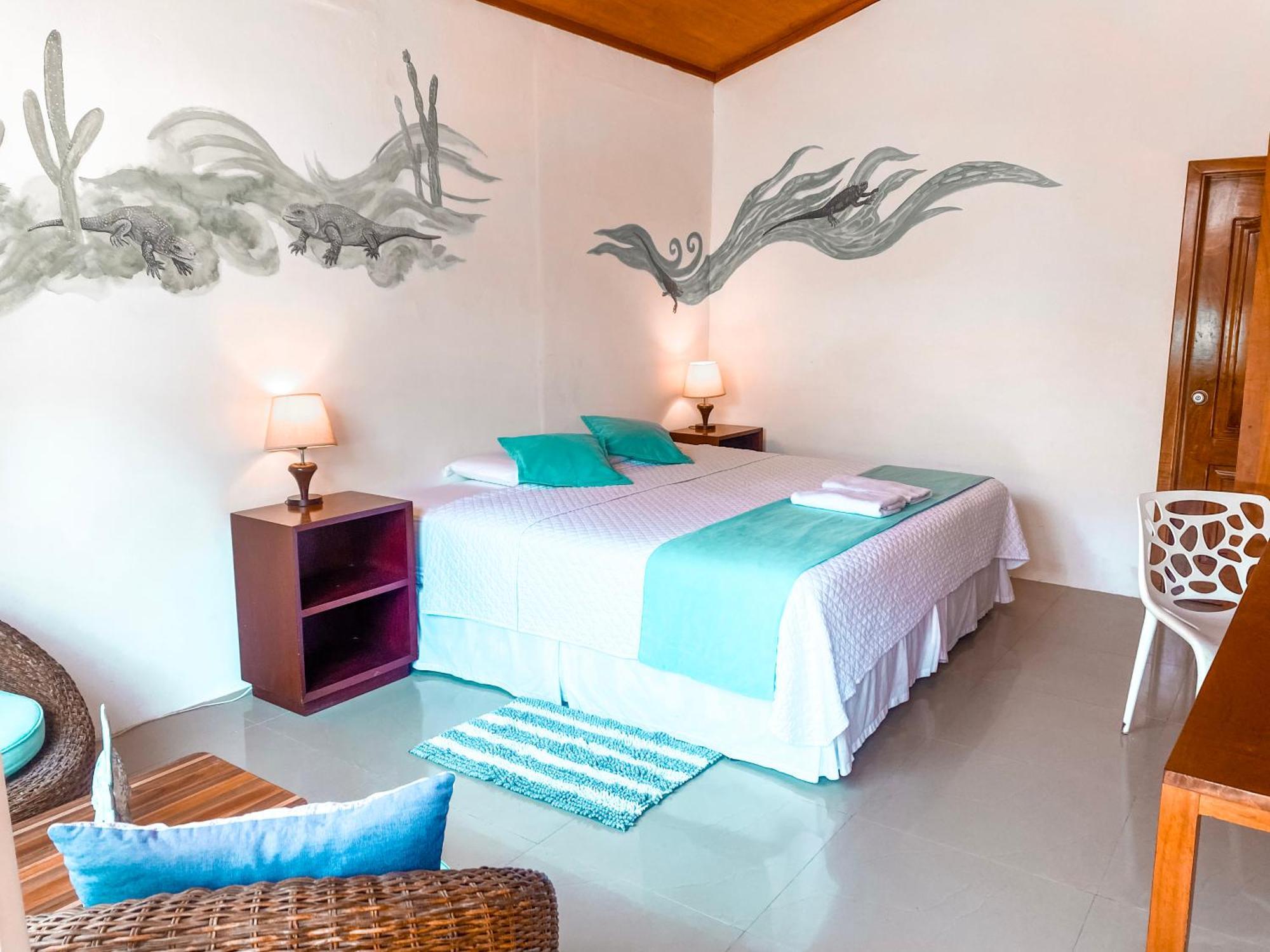Hotel Coral Blanco With High Speed Internet Starlink And Galapagos Tour Operator Puerto Villamil Exterior foto