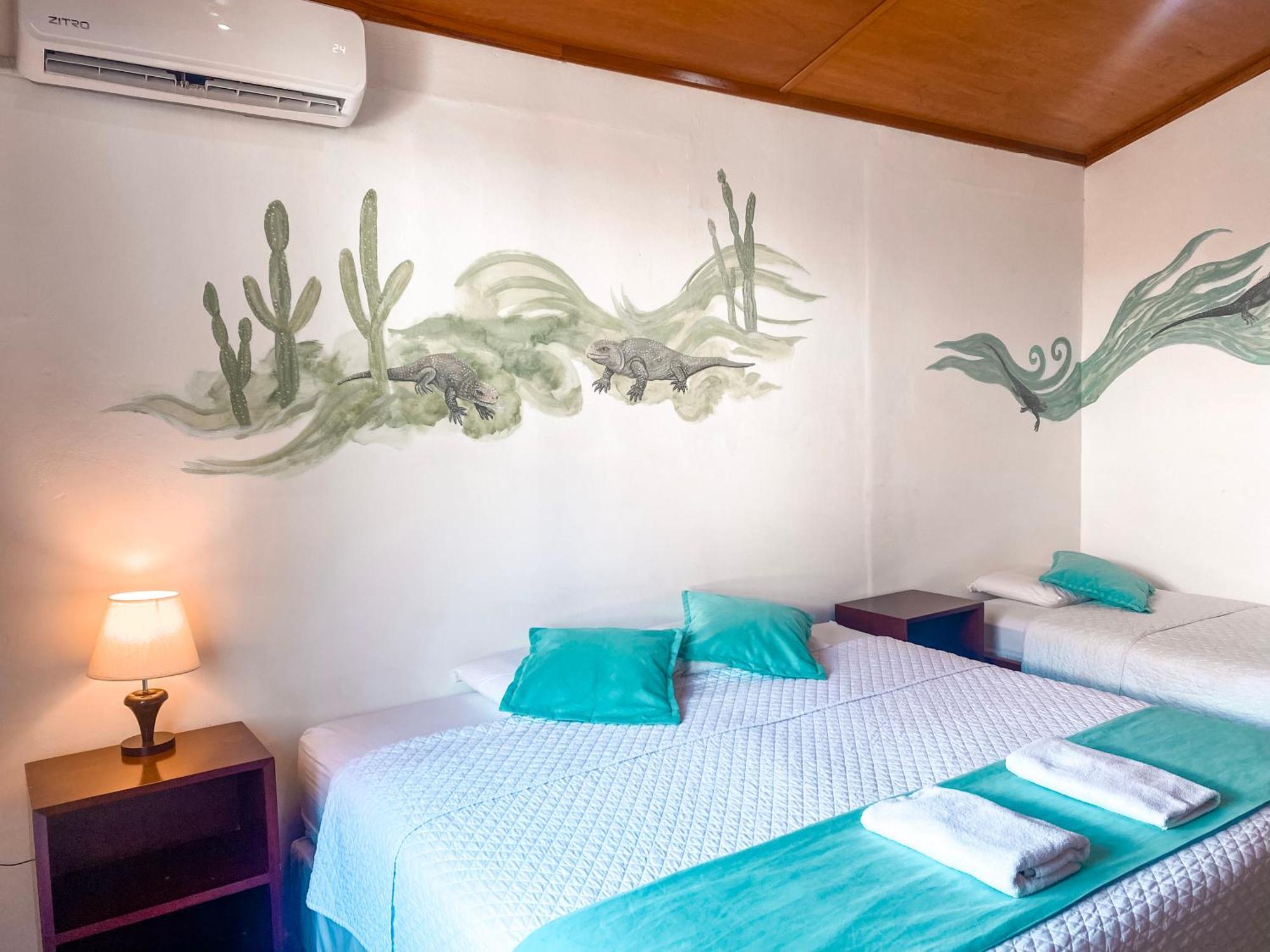 Hotel Coral Blanco With High Speed Internet Starlink And Galapagos Tour Operator Puerto Villamil Exterior foto