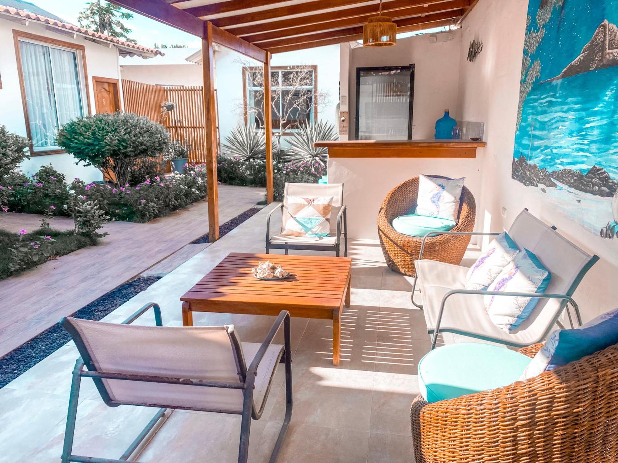 Hotel Coral Blanco With High Speed Internet Starlink And Galapagos Tour Operator Puerto Villamil Exterior foto