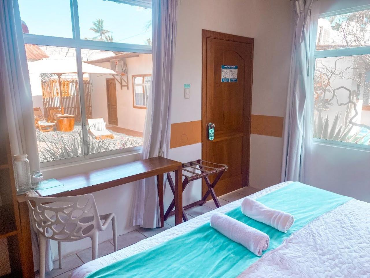 Hotel Coral Blanco With High Speed Internet Starlink And Galapagos Tour Operator Puerto Villamil Exterior foto