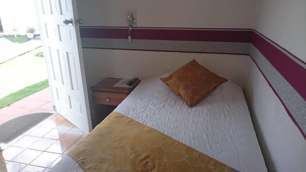 Hotel Coral Blanco With High Speed Internet Starlink And Galapagos Tour Operator Puerto Villamil Exterior foto